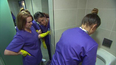 Alessia Als Putzfrau Video Berlin Nacht Rtlzwei